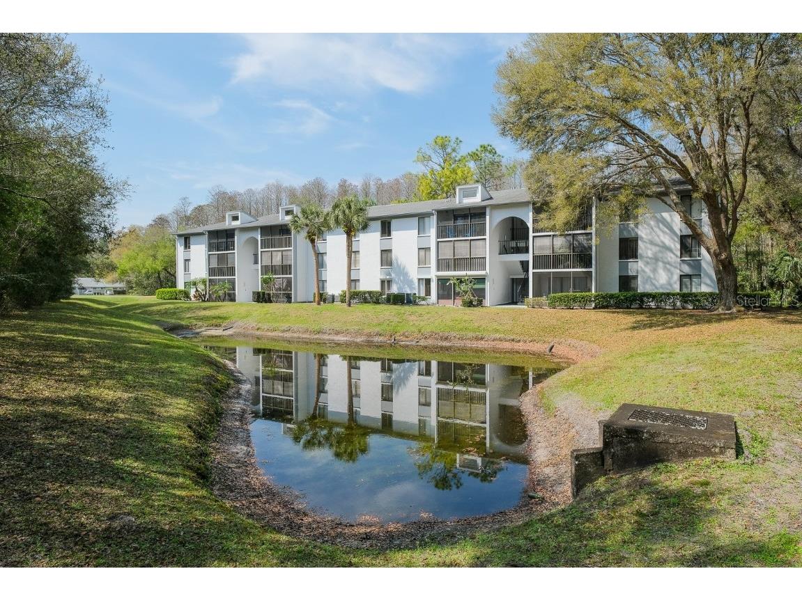 1372 Pine Ridge Circle E #G2 Tarpon Springs FL 34688 U8192248 image1