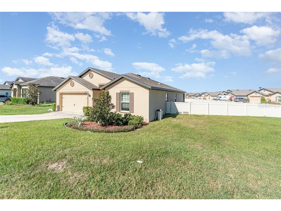 1372 Swan Lake Circle Dundee FL 33838 TB8424520 image2