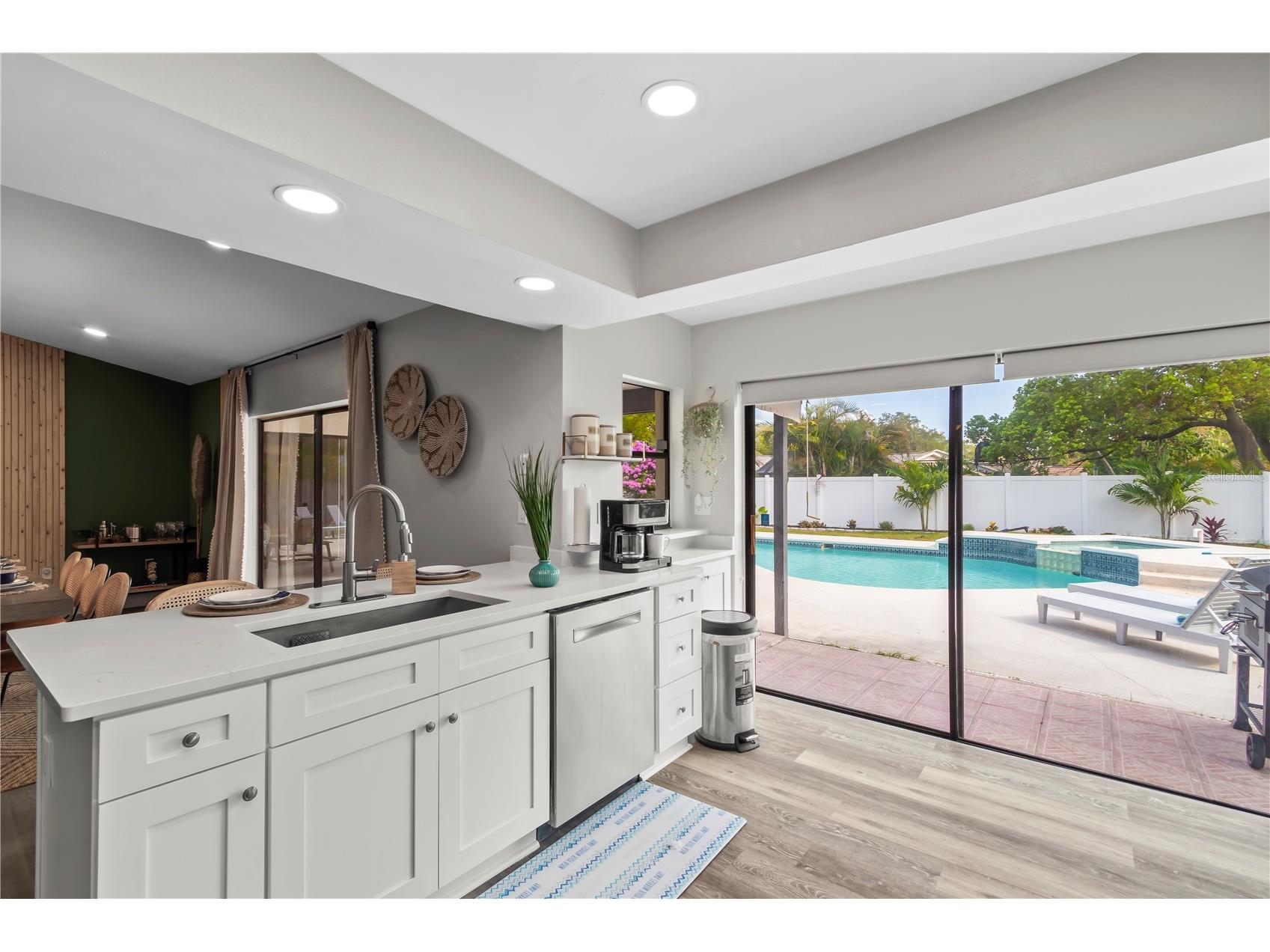 1372 Tenby Way Palm Harbor FL 34683 TB8496995 image23