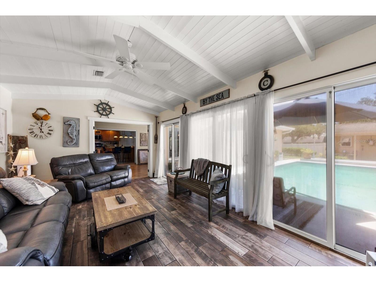 13720 94th Avenue Seminole FL 33776 TB8512629 image12