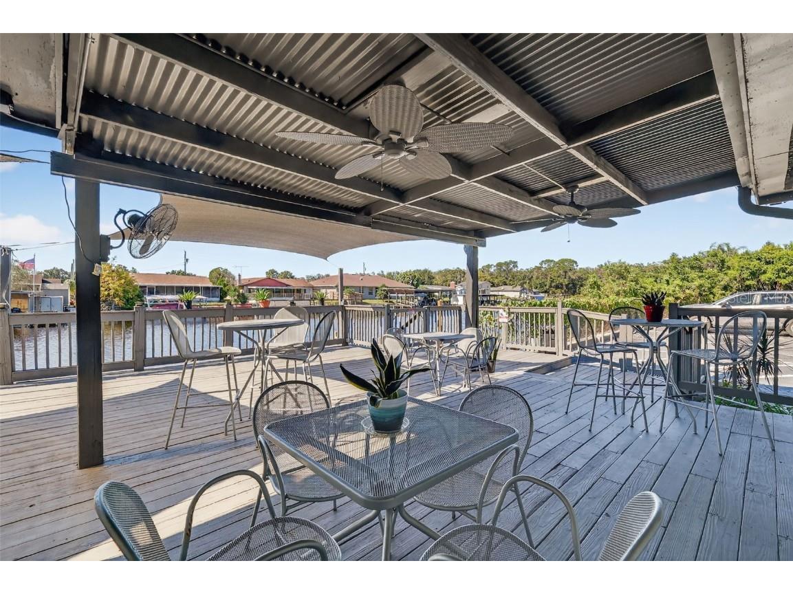 13721 Country Club Drive Tavares FL 32778 - LITTLE LAKE HARRIS G5103713 image2