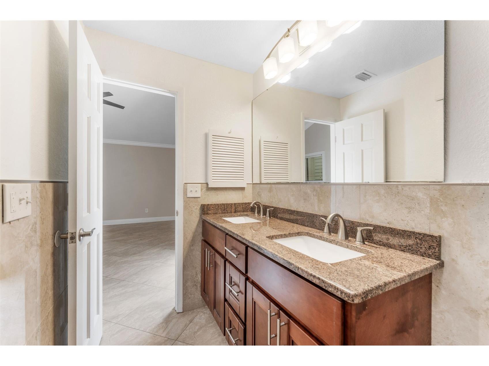 13721 Lazy Oak Drive Tampa FL 33613 TB8524766 image18