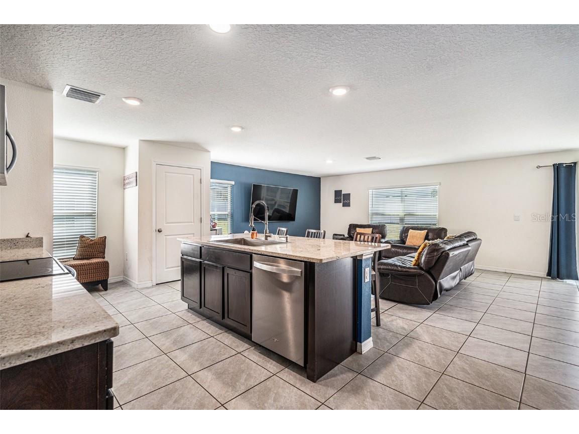 13721 Thimbleberry Drive Dade City FL 33525 TB8444057 image19