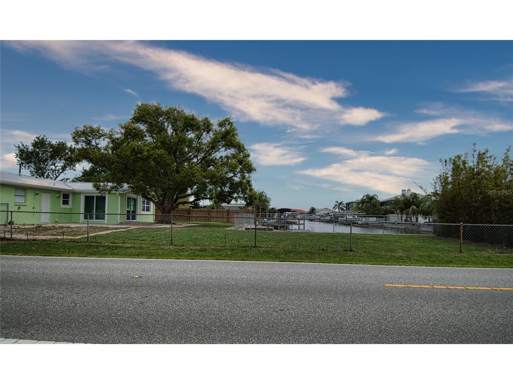 13724 Cox Avenue Hudson FL 34667 TB8494315 image29