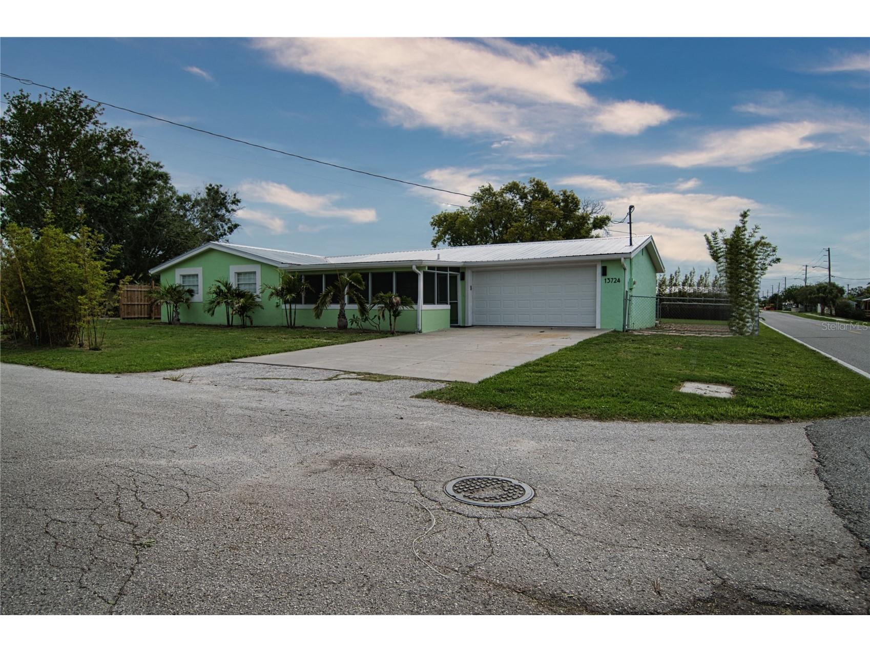 13724 Cox Avenue Hudson FL 34667 TB8494315 image3