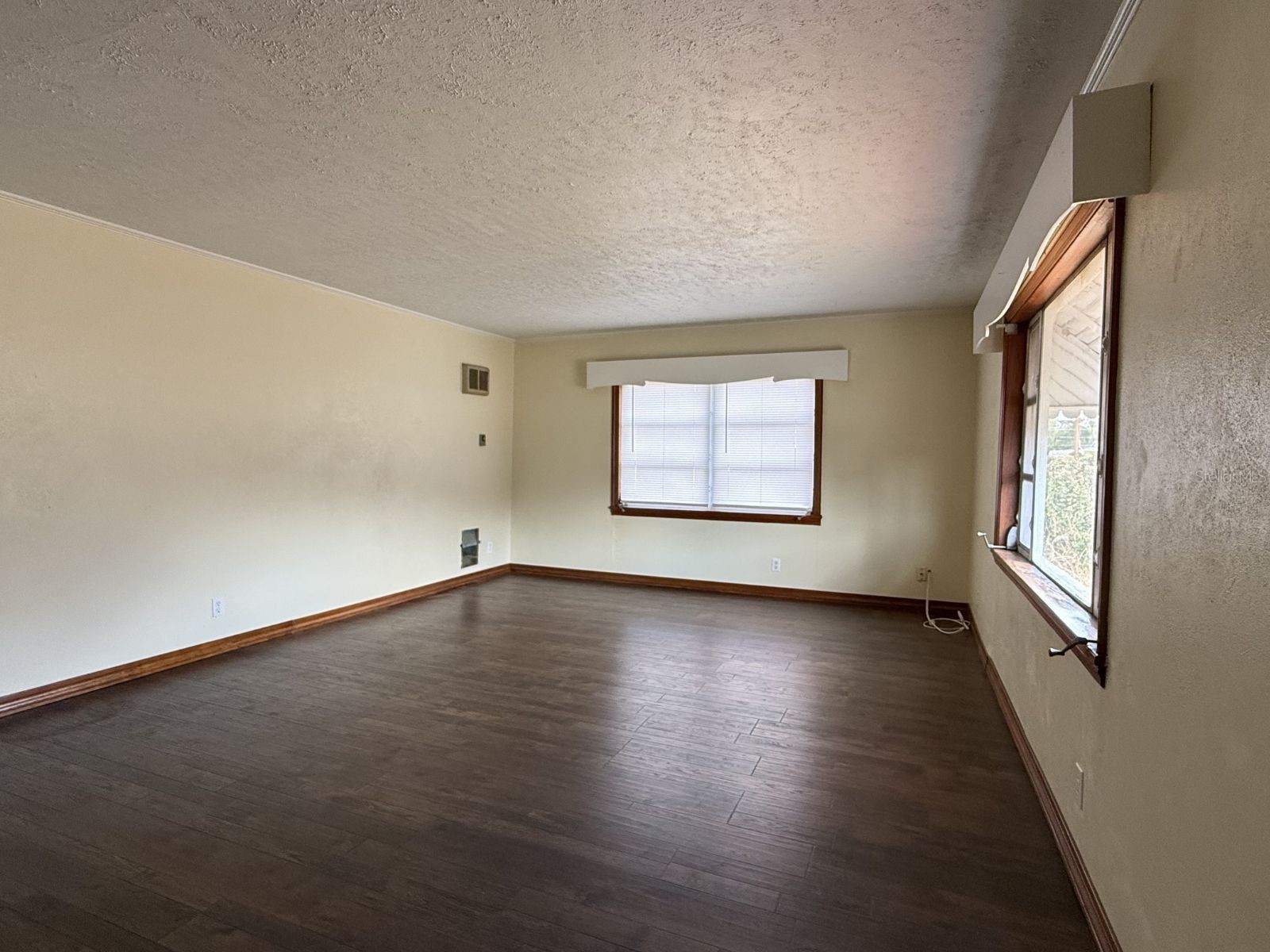 13725 10th Street Dade City FL 33525 TB8491846 image4