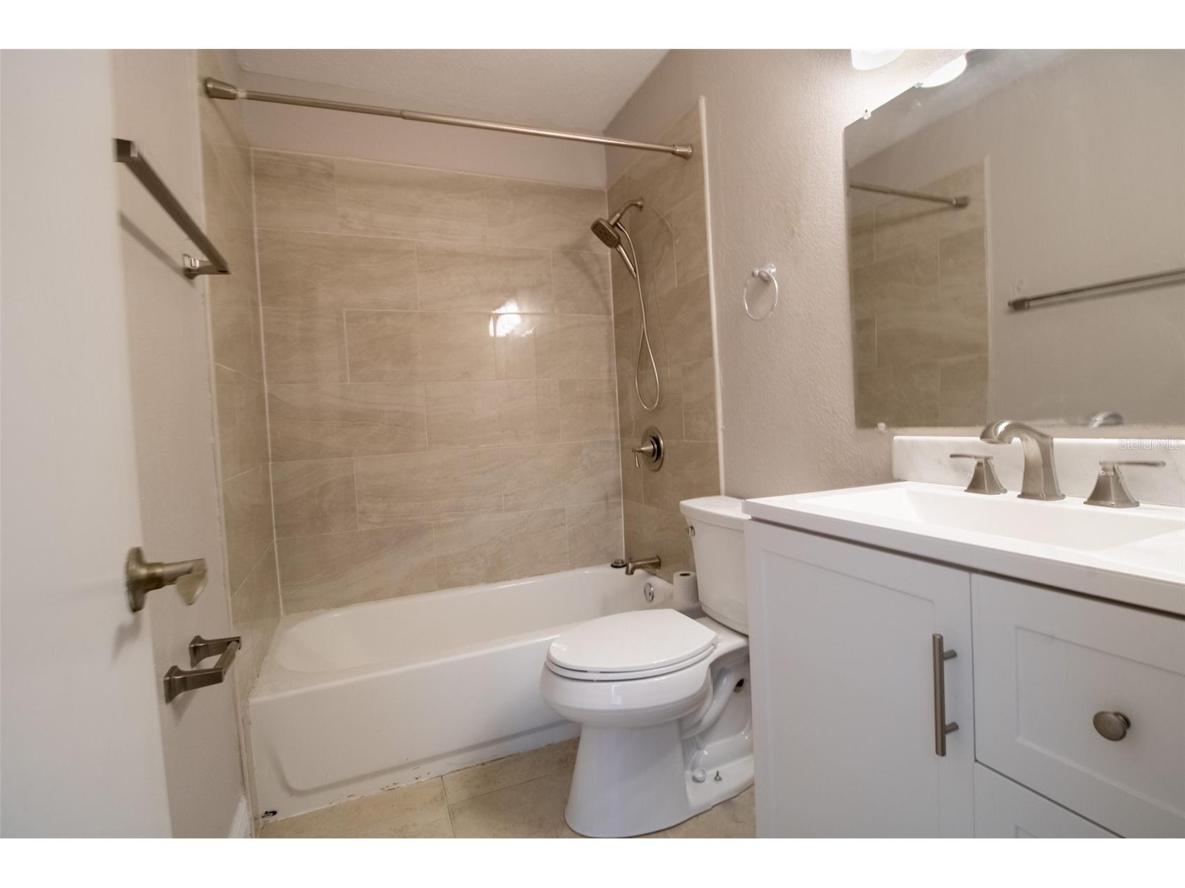 13725 Juniper Blossom Drive #202 Tampa FL 33618 - LAKE MAGDALENE TB8503866 image9