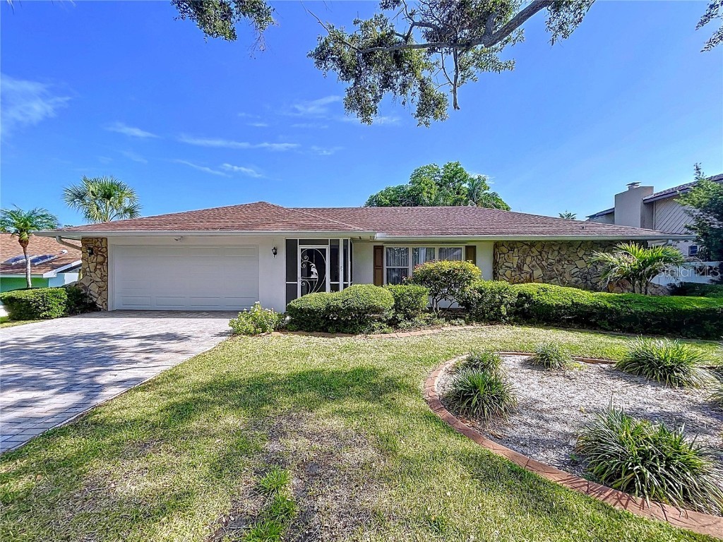 13725 Oak Forest Boulevard N Seminole FL 33776 TB8392130 image1