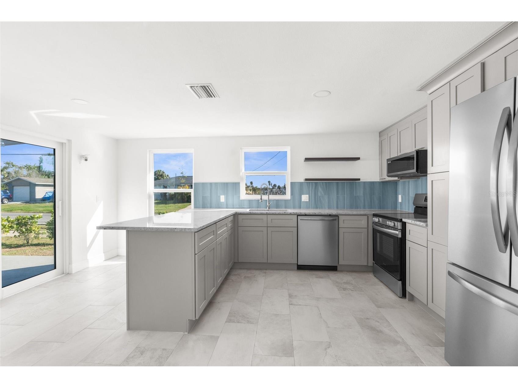 13726 Michelle Avenue Hudson FL 34667 - GULF OF MEXICO TB8512246 image3