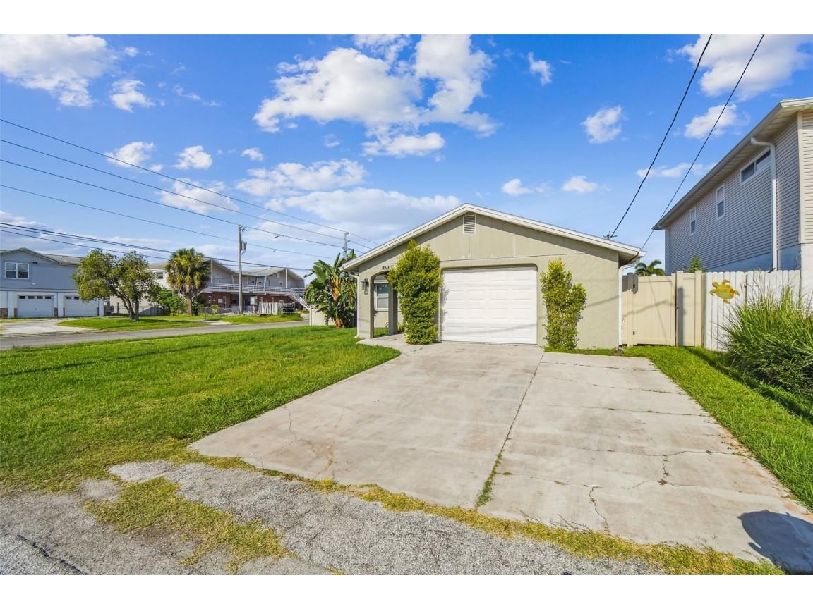 13727 Coco Avenue Hudson FL 34667 W7877312 image2