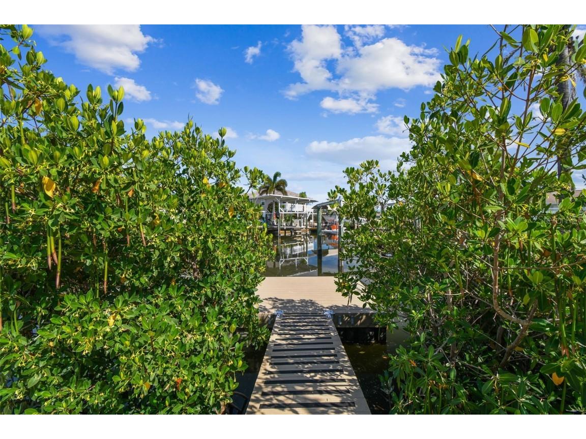 13727 Coco Avenue Hudson FL 34667 W7877312 image56