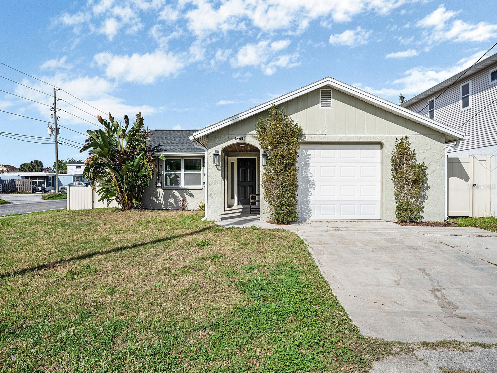 13727 Coco Hudson FL 34667 TB8486650 image1