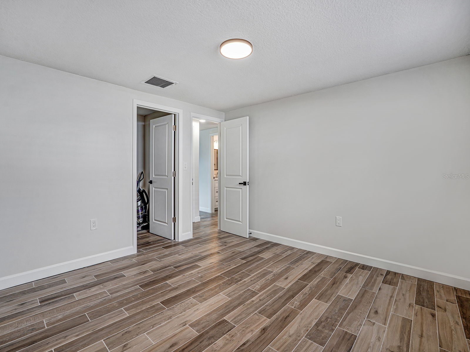 13727 Coco Hudson FL 34667 TB8486650 image22
