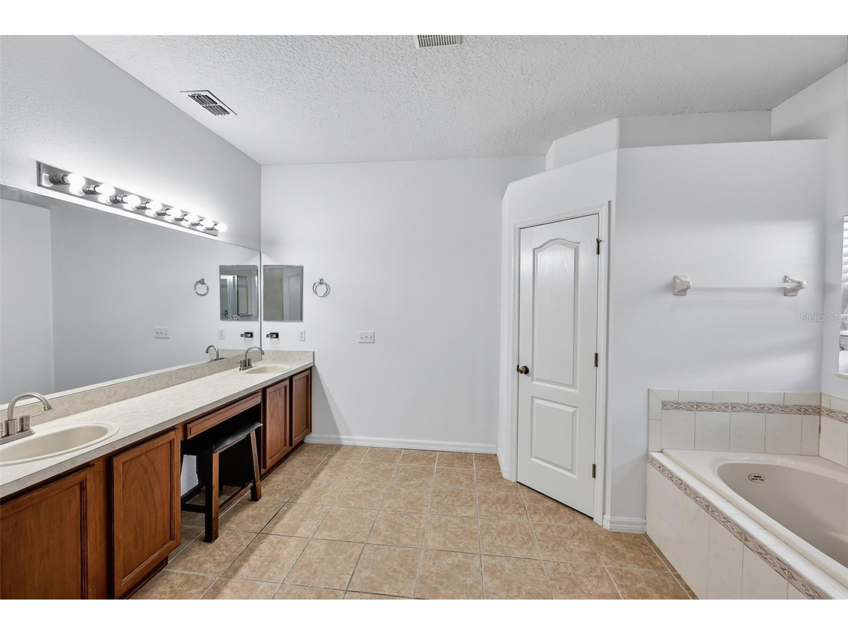13728 Fox Glove Street Winter Garden FL 34787 O6405142 image15