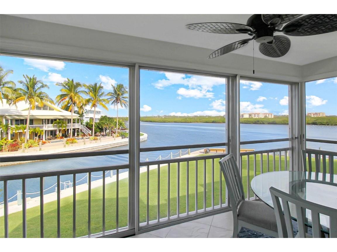 1373 Siesta Bayside Drive #1373-C Sarasota FL 34242 A4594327 image16