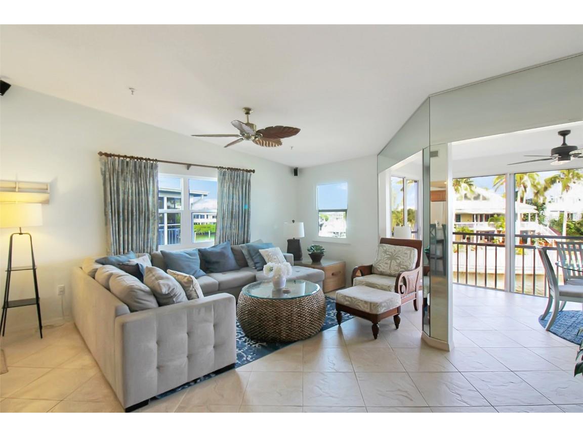 1373 Siesta Bayside Drive #1373-C Sarasota FL 34242 A4594327 image19