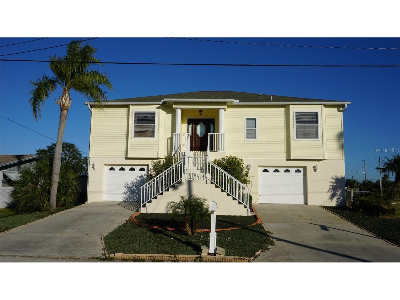 13730 Gene Rossi Avenue Hudson FL 34667 W7870522 image1