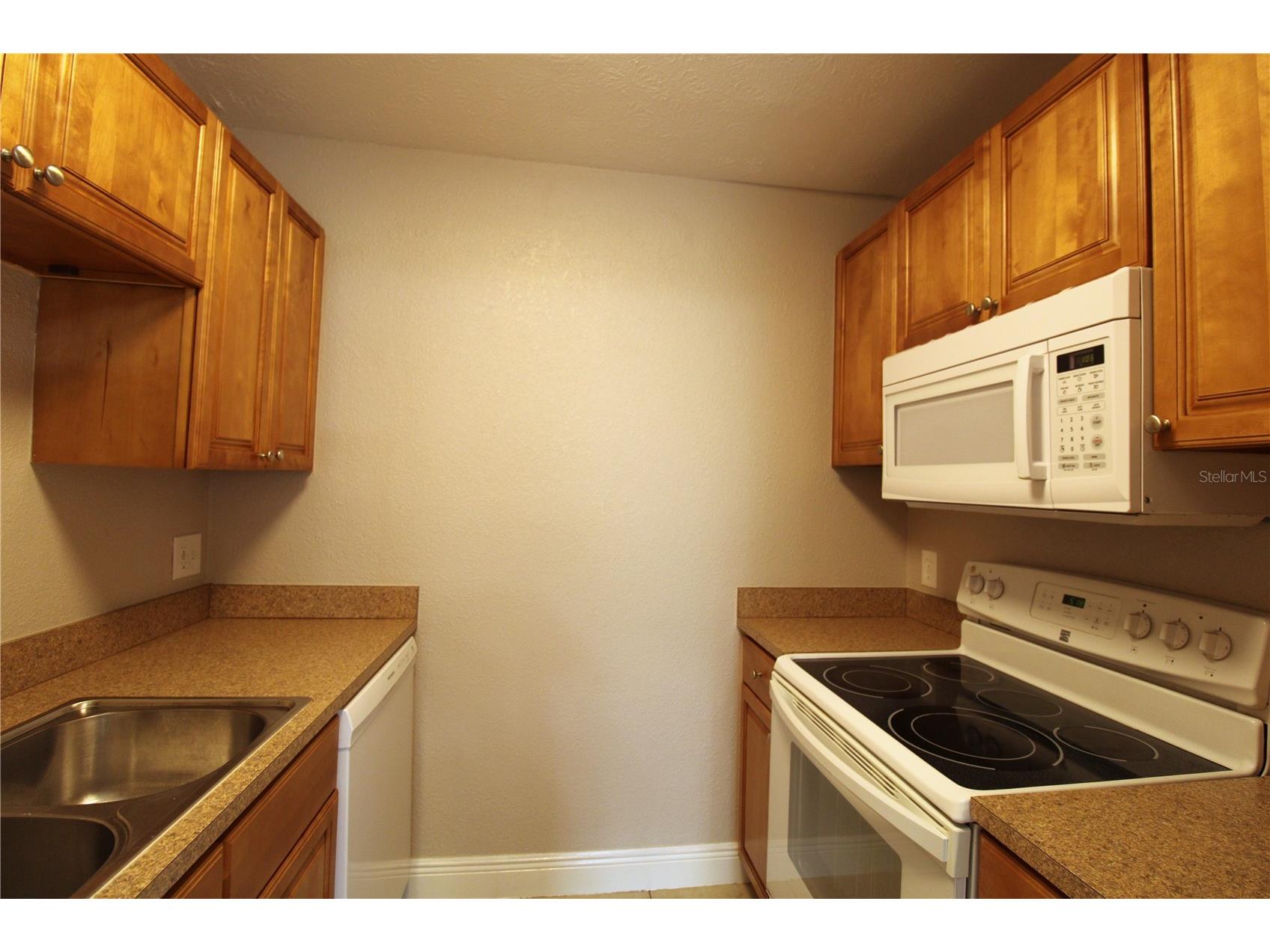 13731 Juniper Blossom Drive #201 Tampa FL 33618 - LAKE MAGDALENE TB8493470 image10