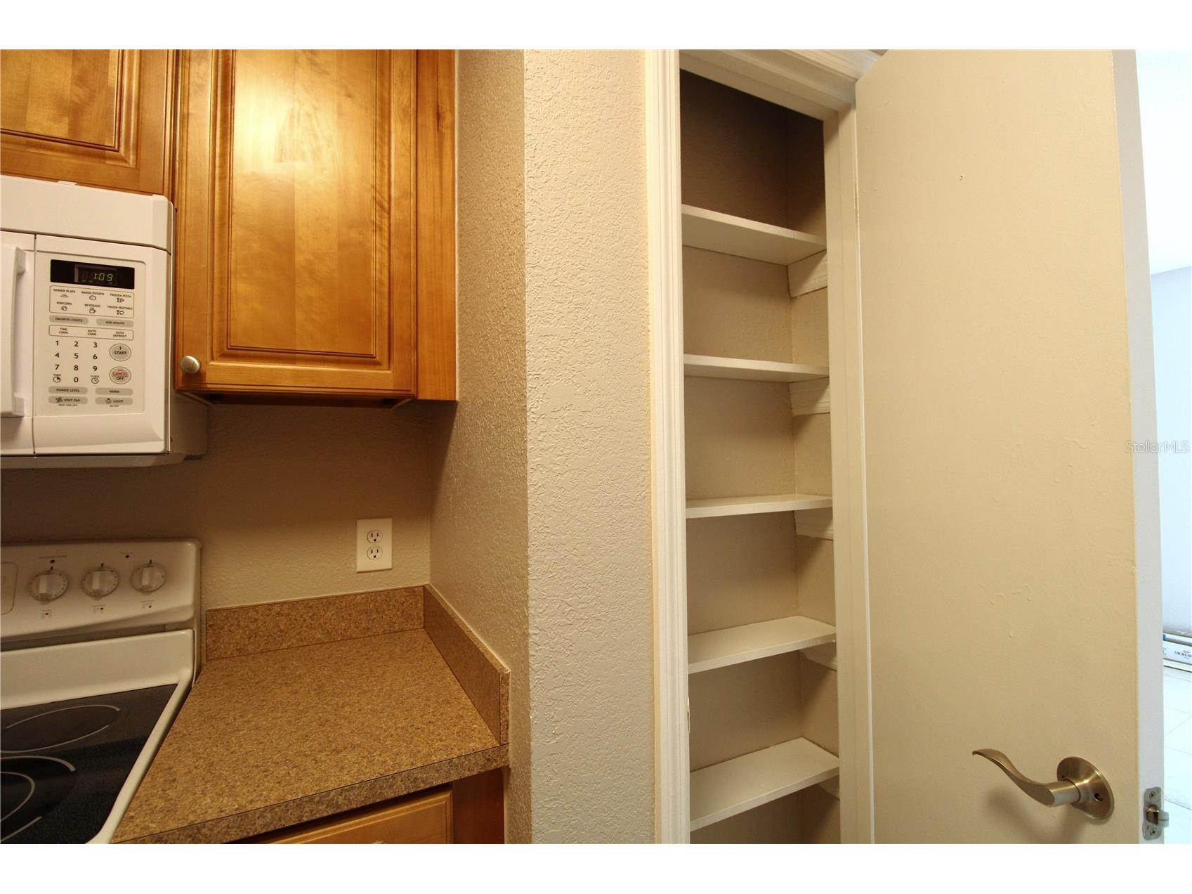 13731 Juniper Blossom Drive #201 Tampa FL 33618 - LAKE MAGDALENE TB8493470 image13