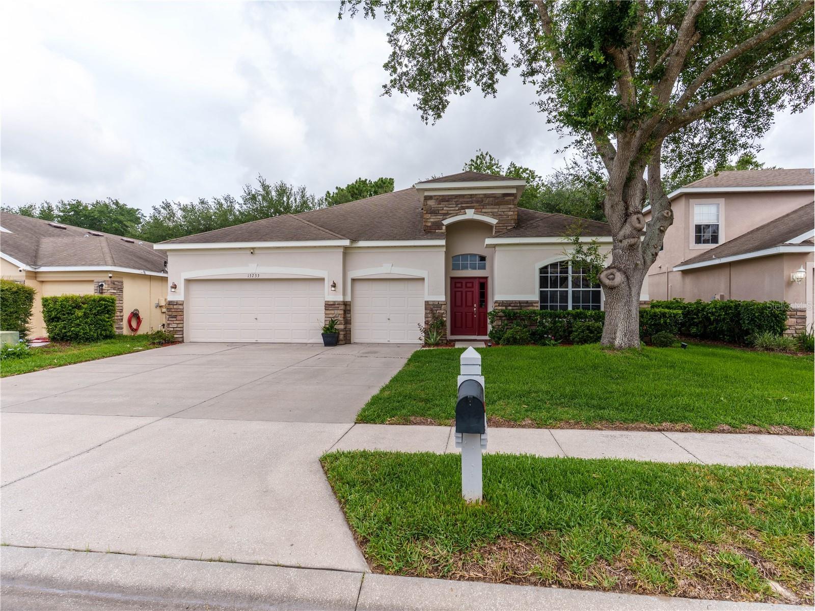 13733 Covey Run Place Spring Hill FL 34609 W7886323 image1