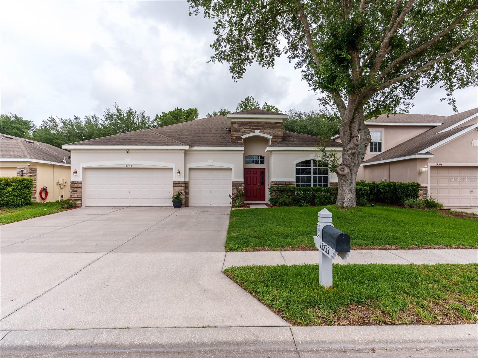 13733 Covey Run Place Spring Hill FL 34609 W7886323 image2