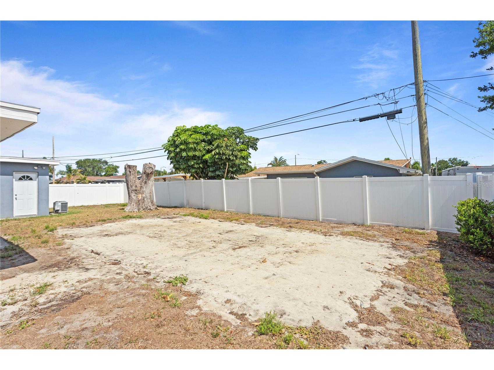 13733 Trinidad Drive Seminole FL 33776 TB8509120 image29