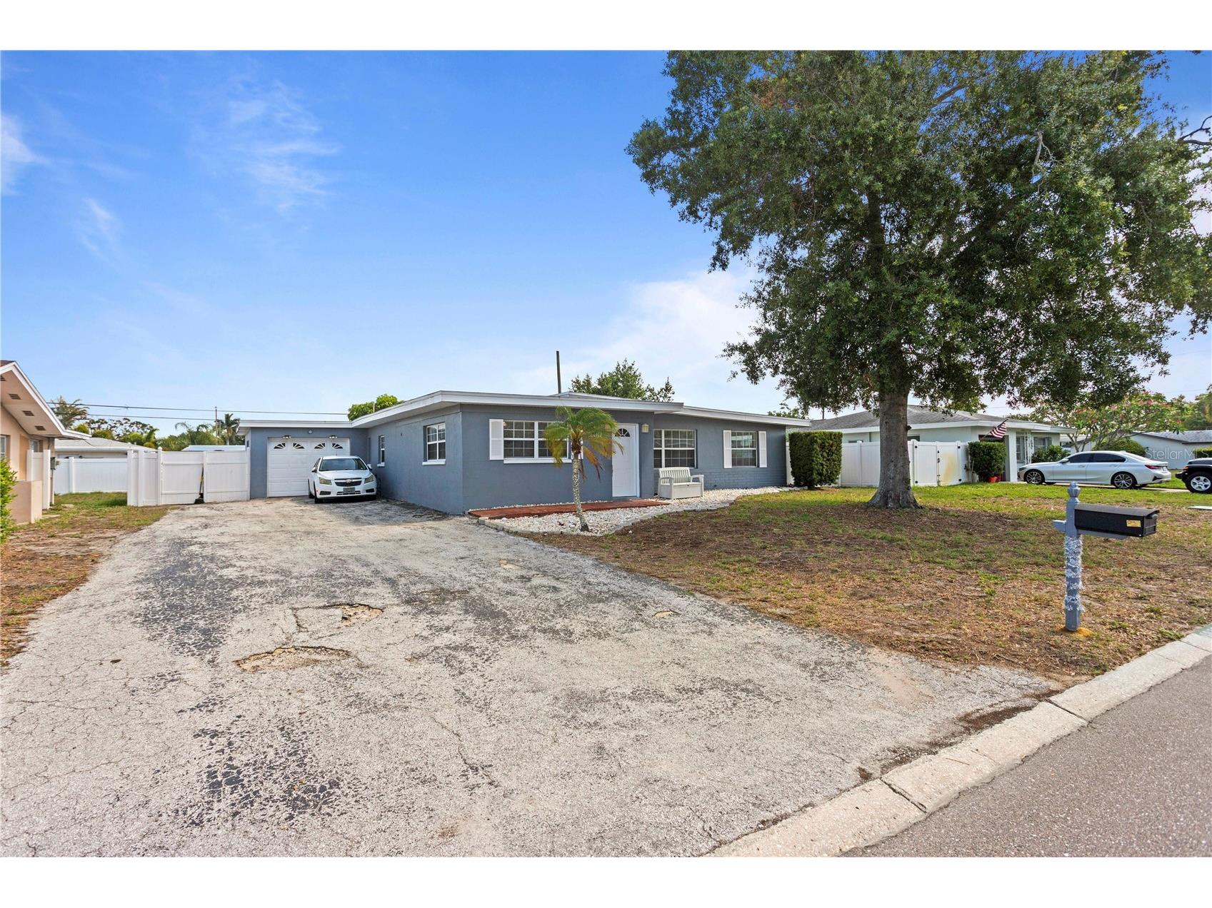 13733 Trinidad Drive Seminole FL 33776 TB8509120 image33