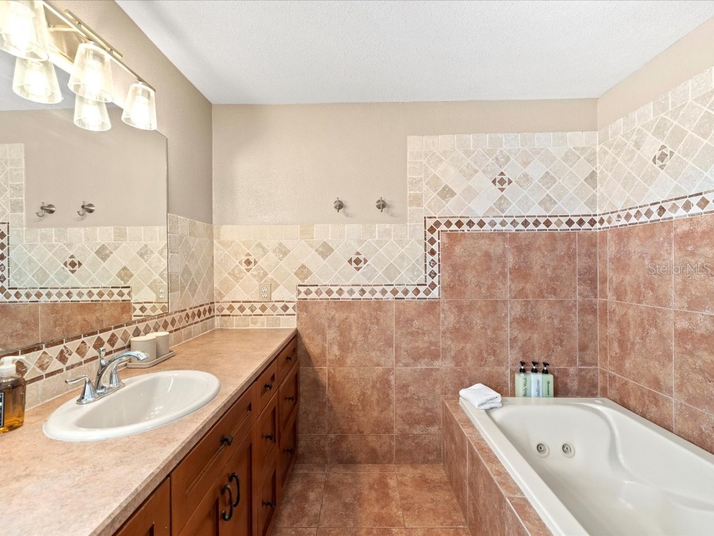 13734 76th Avenue Seminole FL 33776 TB8433729 image23