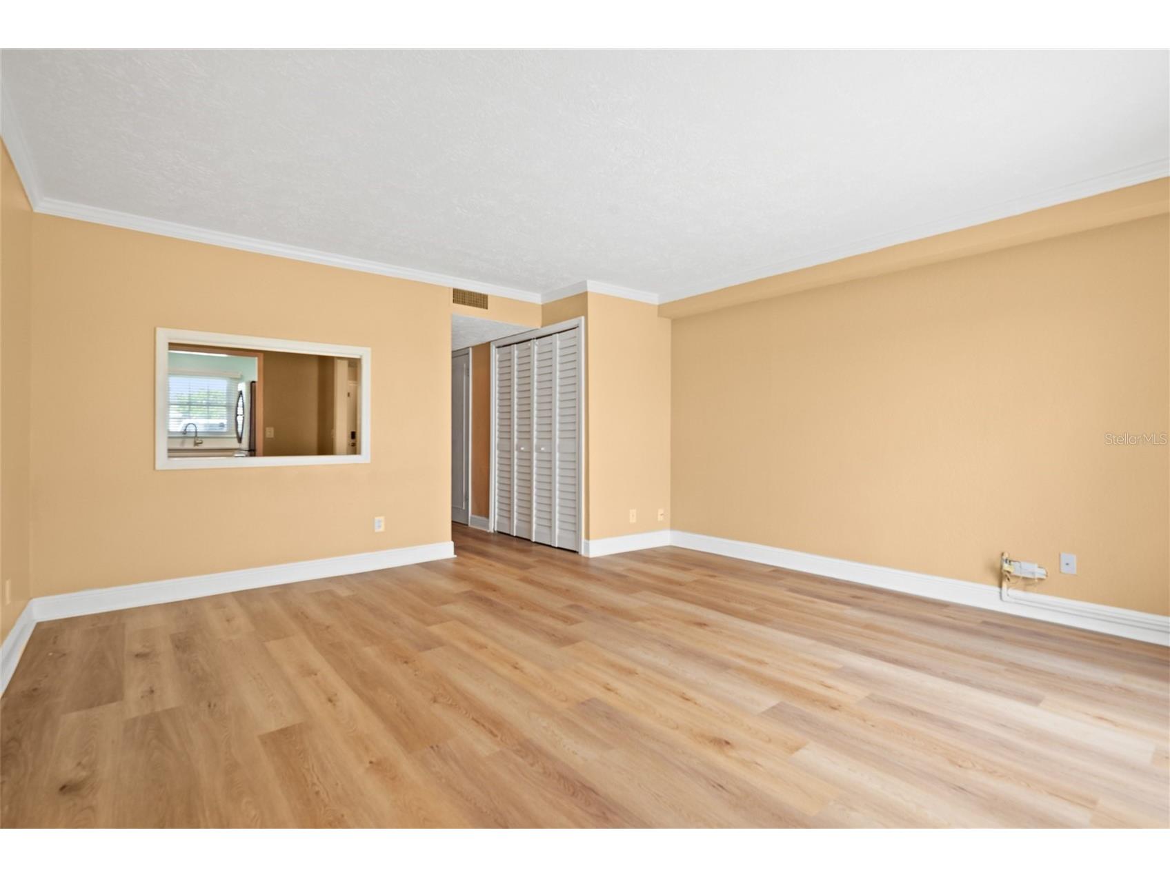 13734 Orange Sunset Drive Tampa FL 33618 - LAKE MAGDALENE TB8477492 image7