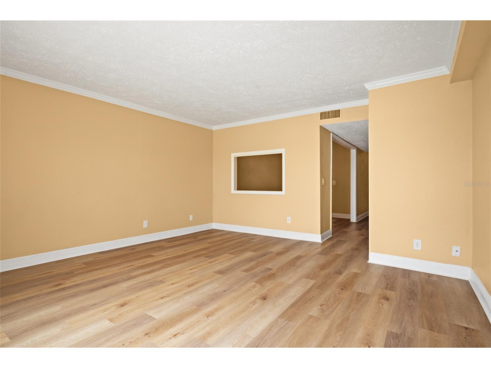 13734 Orange Sunset Drive Tampa FL 33618 - LAKE MAGDALENE TB8477492 image8