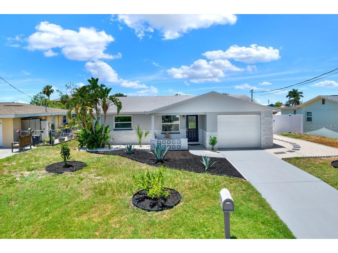 13739 Lavender Avenue Hudson FL 34667 TB8410079 image1