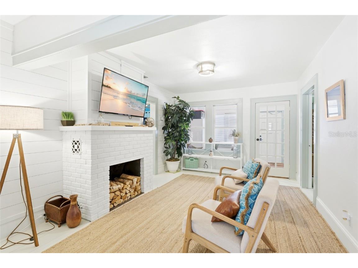 1374 20th Street Sarasota FL 34234 A4674981 image8