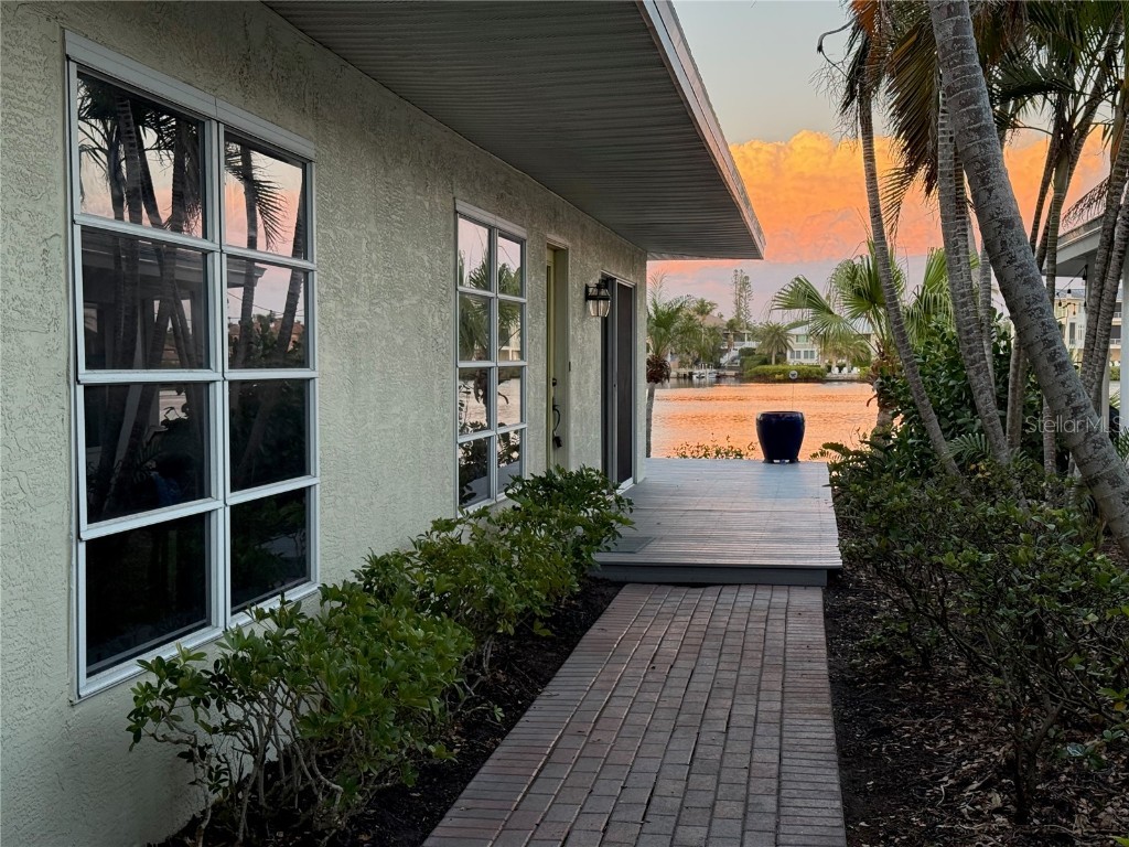 1374 Moonmist Drive #B1 Sarasota FL 34242 - SARASOTA BAY A4642845 image2