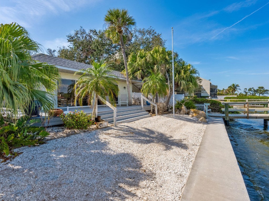 1374 Moonmist Drive #B1 Sarasota FL 34242 - SARASOTA BAY A4642845 image8