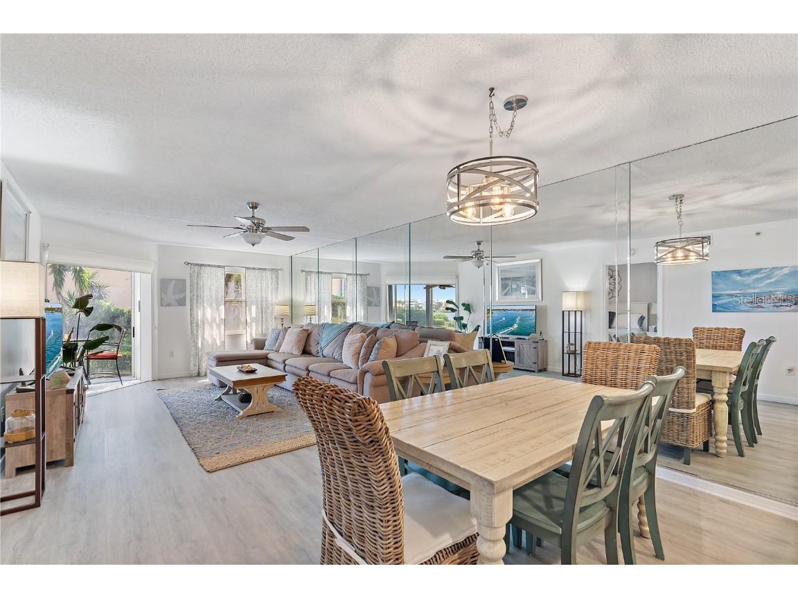 1374 Siesta Bayside Drive #1374-D Sarasota FL 34242 A4591689 image11