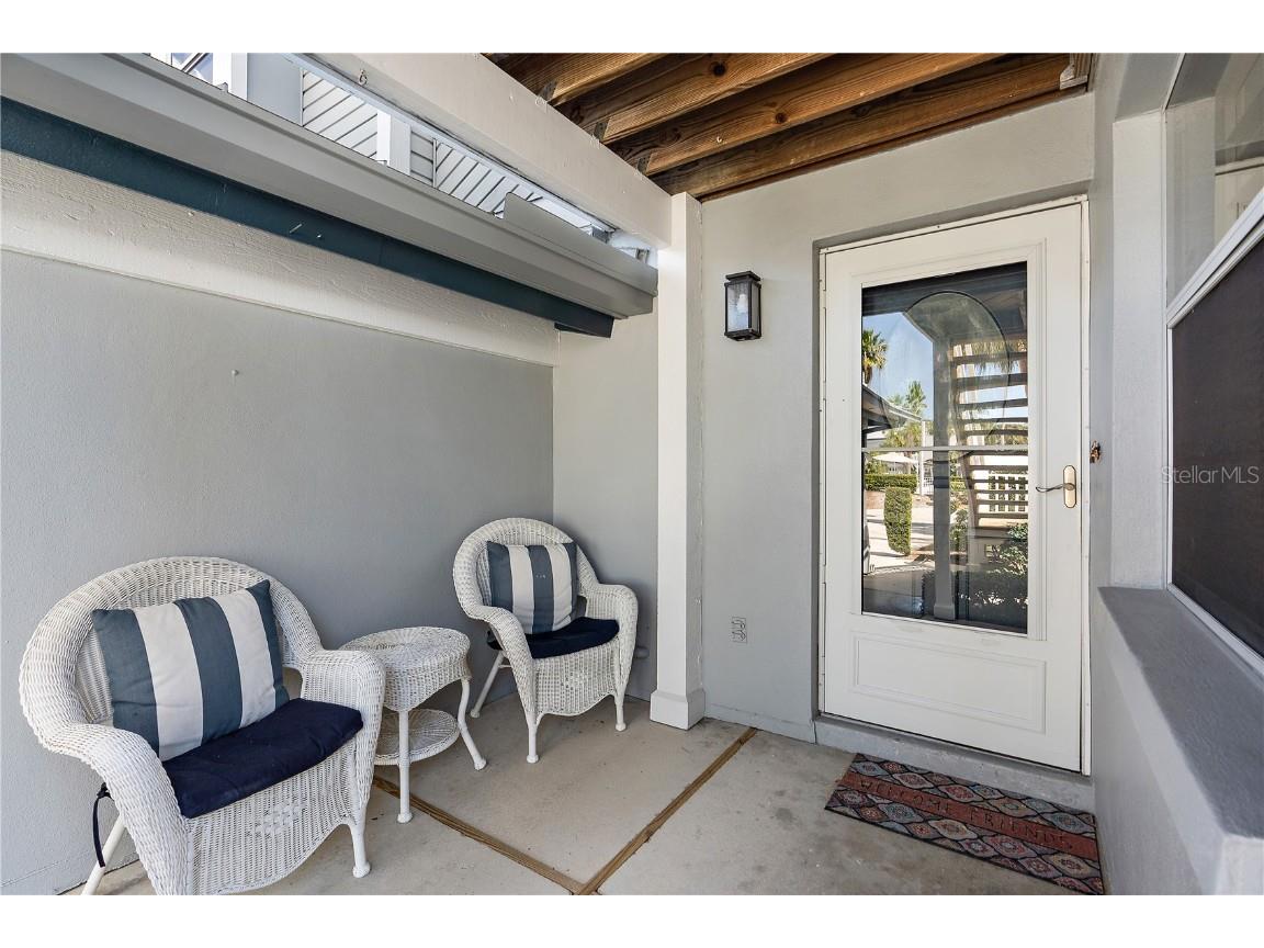 1374 Siesta Bayside Drive #1374-D Sarasota FL 34242 A4591689 image2