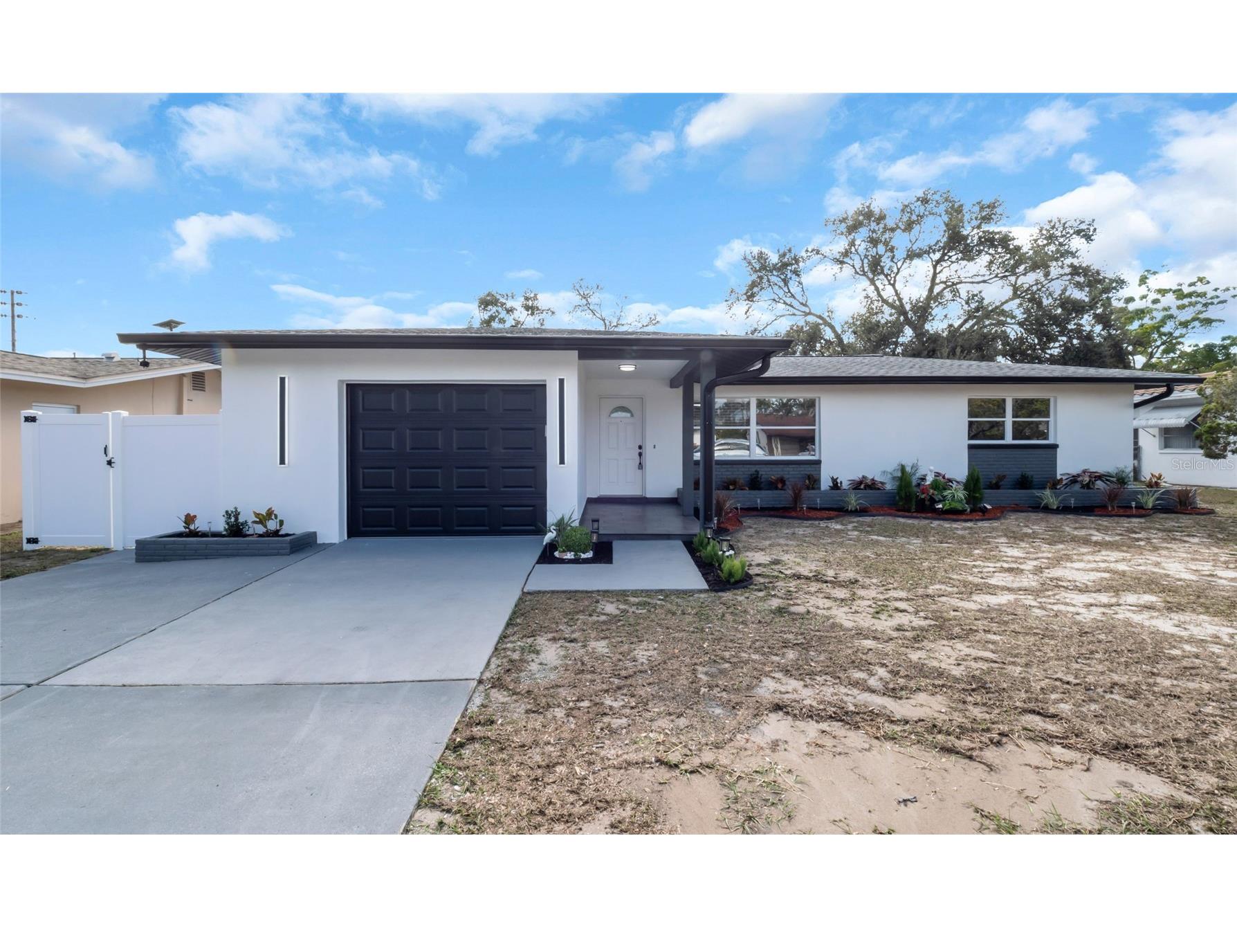 13740 94th Avenue Seminole FL 33776 TB8454592 image1