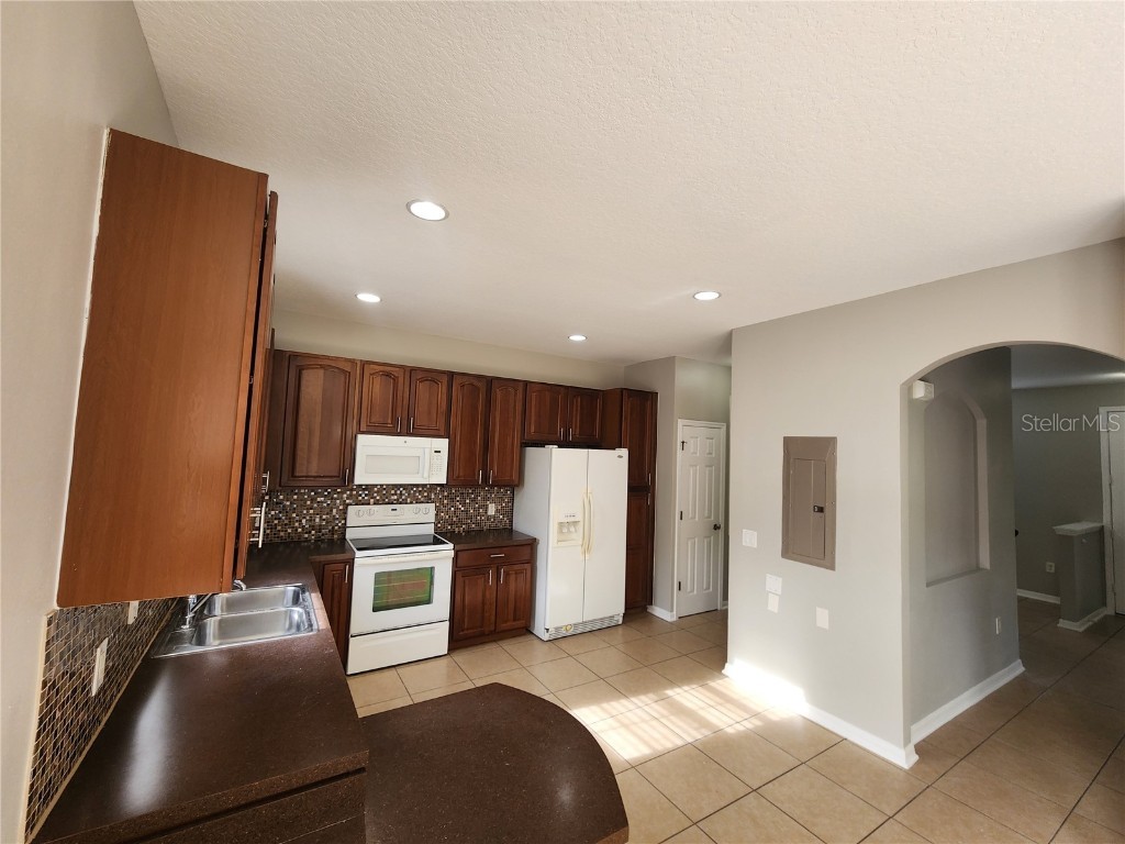 13746 Beauregard Place Orlando FL 32837 S5135038 image2