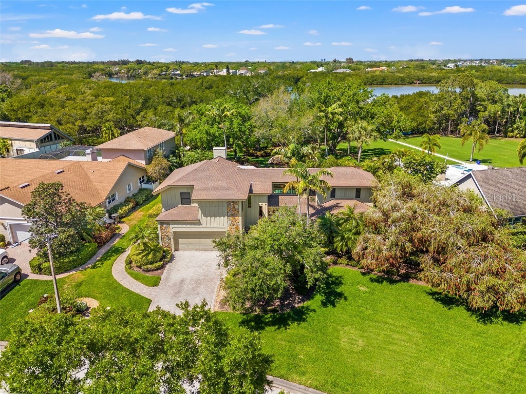 1375 74th Circle NE Saint Petersburg FL 33702 - PAPY'S BAYOU U8234696 image1