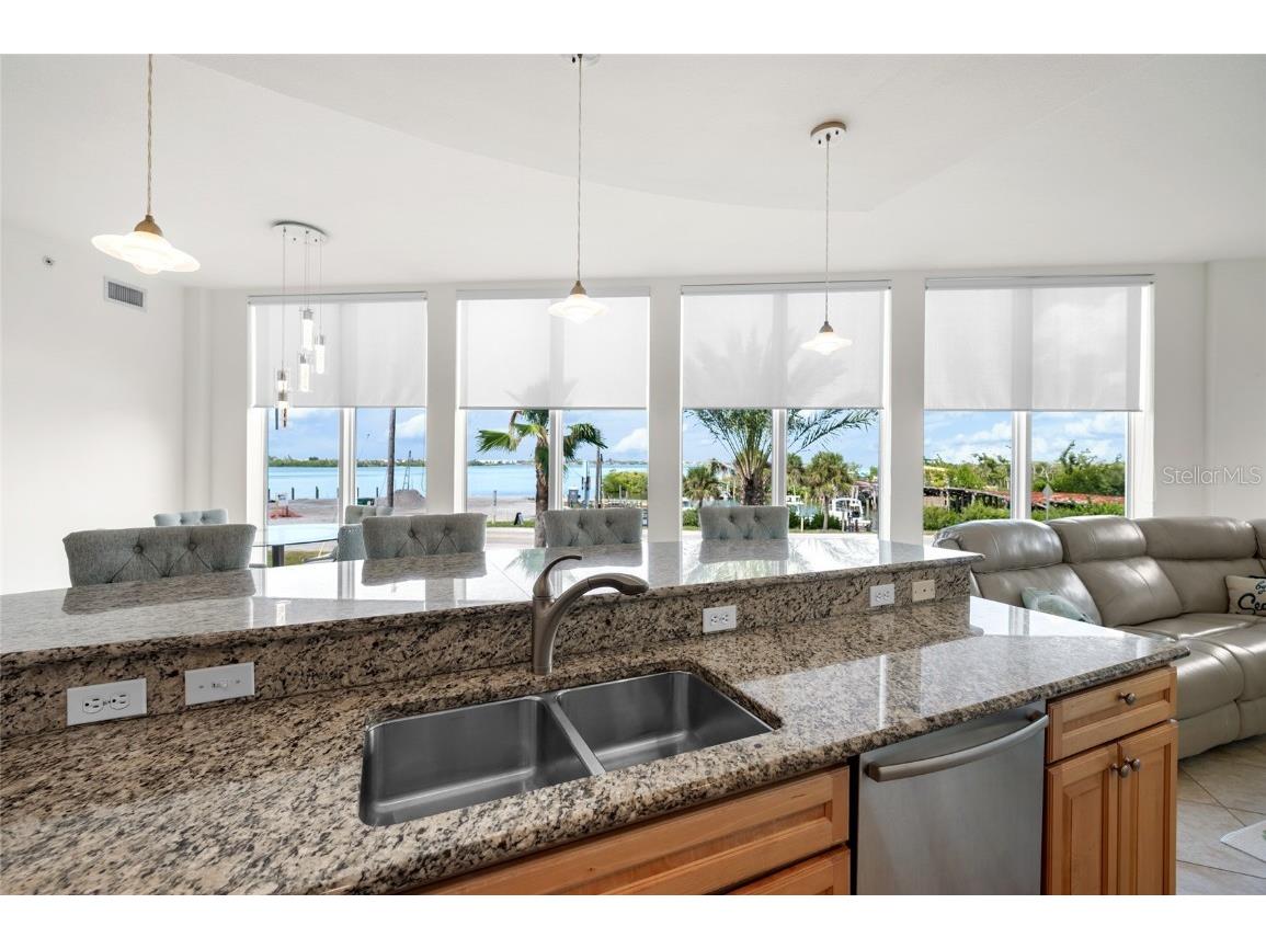 1375 Beach Road #112 Englewood FL 34223 - LEMON BAY D6144382 image3