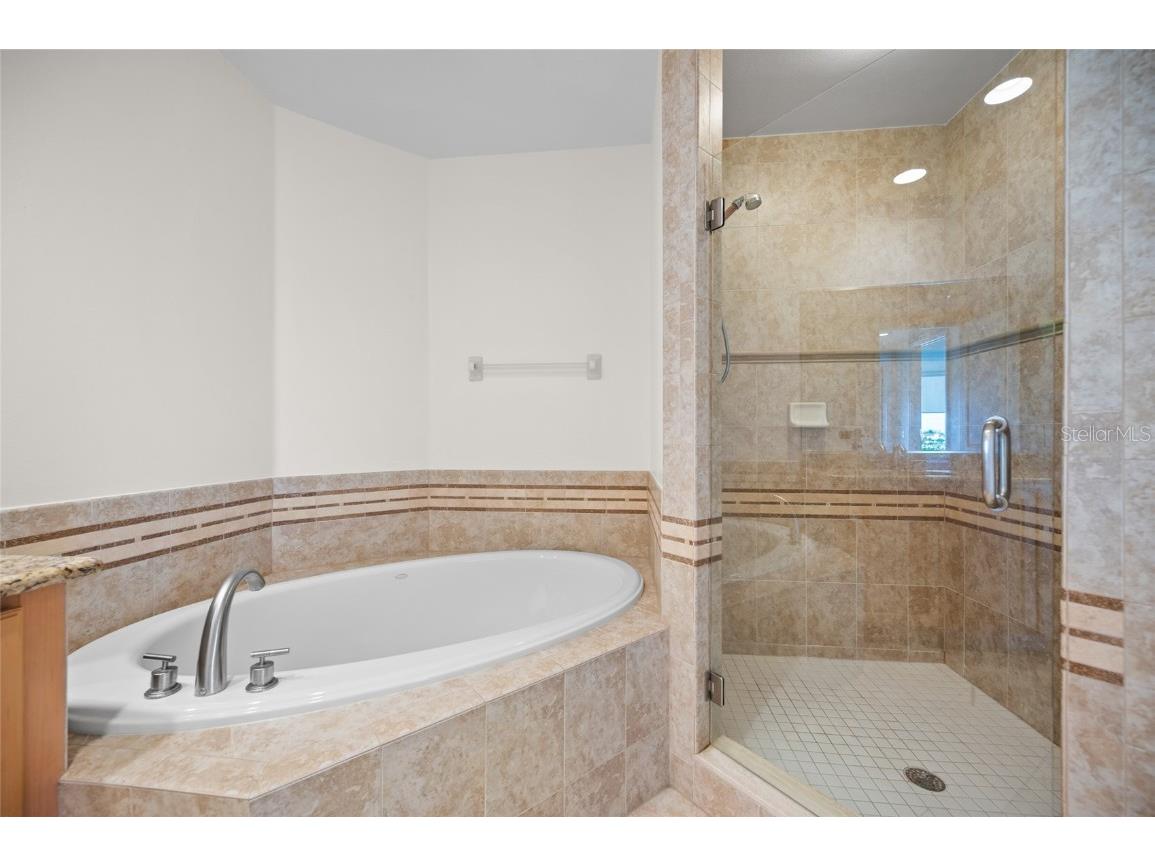 1375 Beach Road #211 Englewood FL 34223 - LEMON BAY D6145035 image26