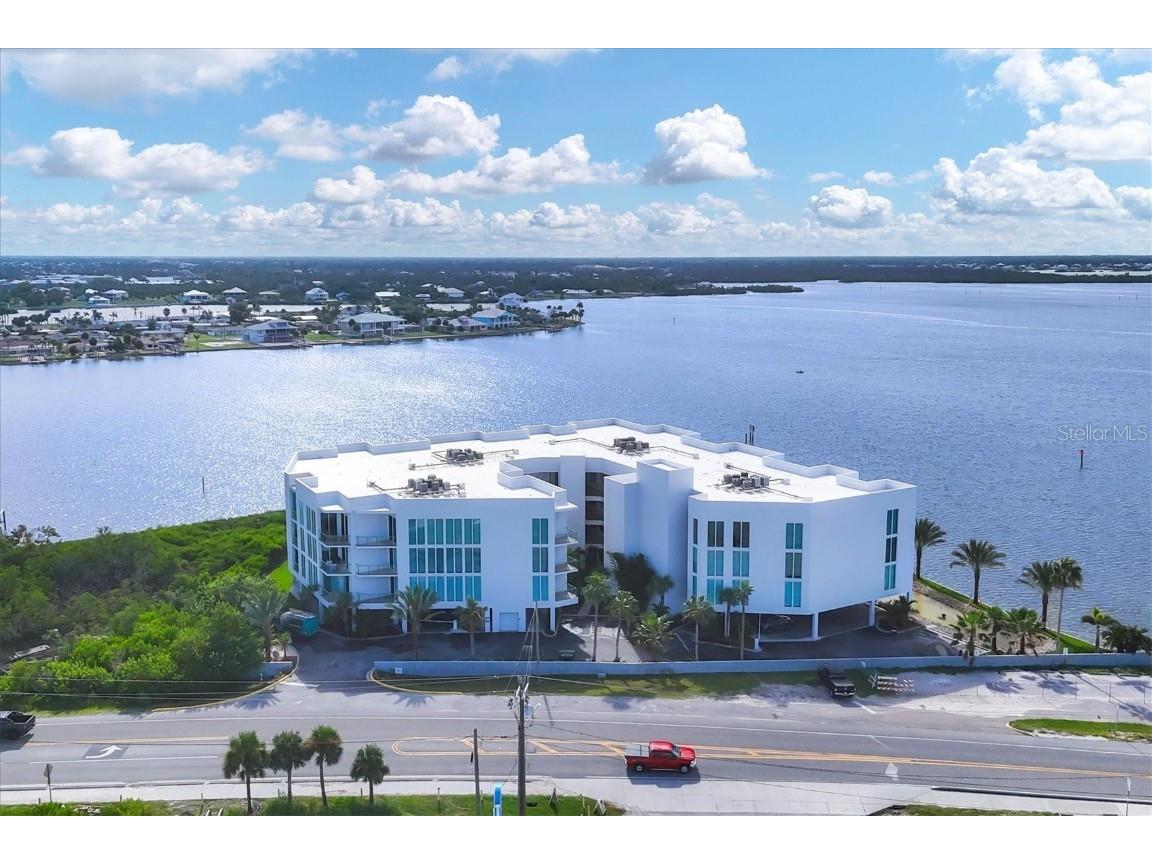 1375 Beach Road #311 Englewood FL 34223 D6143616 image1