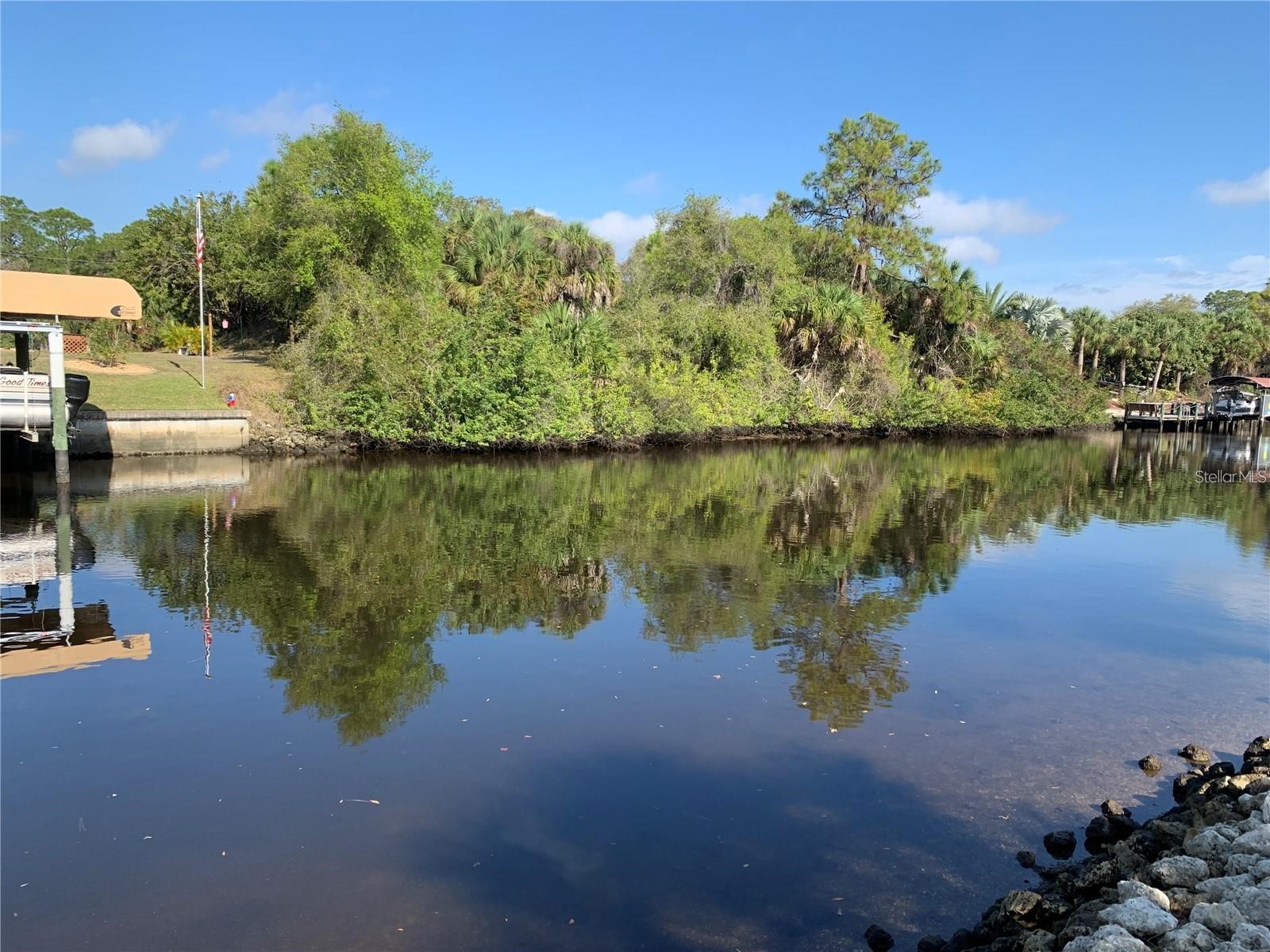 1375 Clearview Drive Port Charlotte FL 33953 C7524289 image3