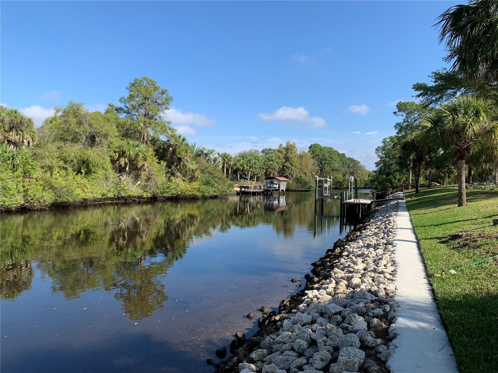 1375 Clearview Drive Port Charlotte FL 33953 C7524289 image4