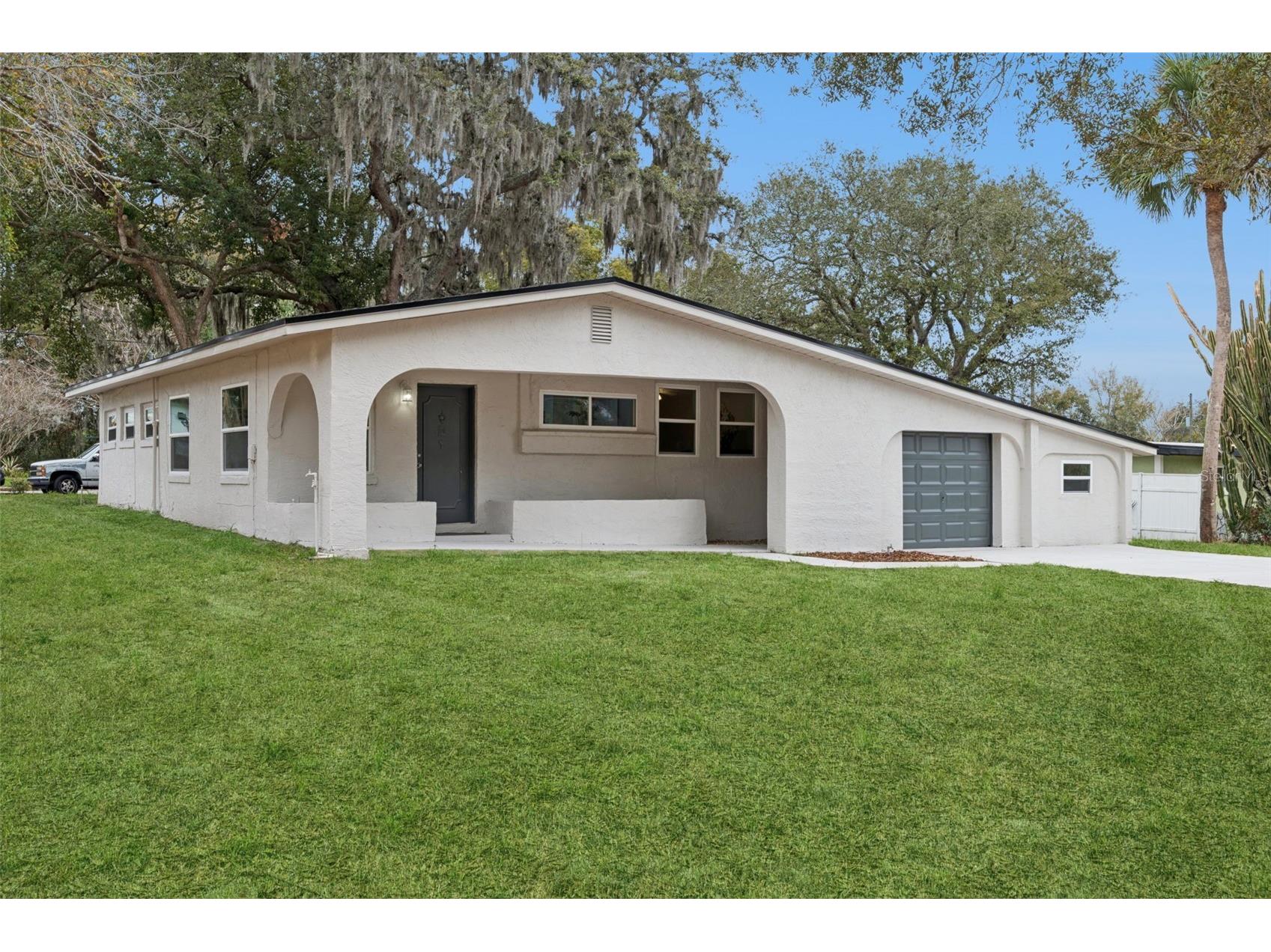 1375 Lake Drive Casselberry FL 32707 O6387594 image2