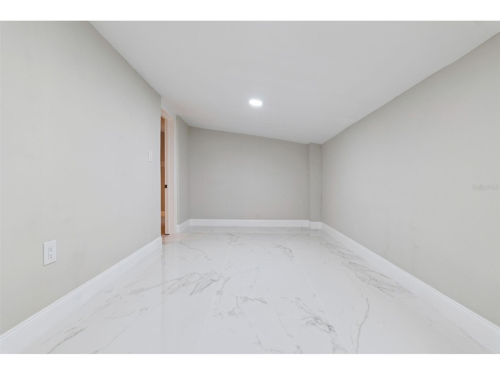 1375 Lake Drive Casselberry FL 32707 O6387594 image22