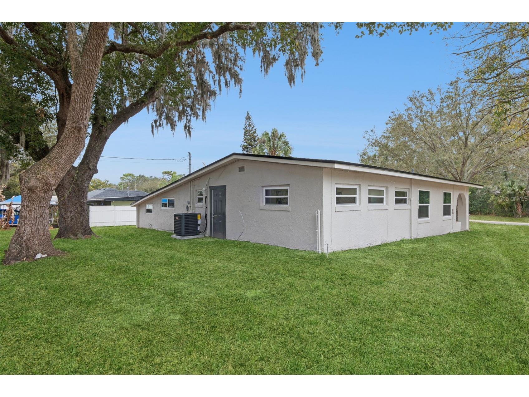 1375 Lake Drive Casselberry FL 32707 O6387594 image47