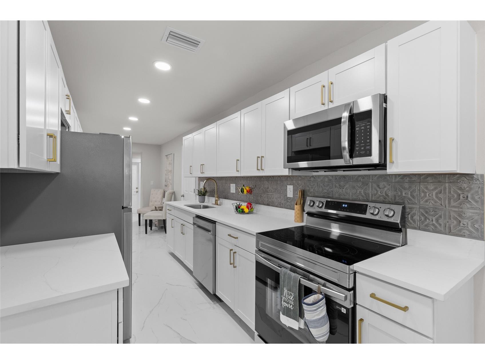 1375 Lake Drive Casselberry FL 32707 O6425322 image10