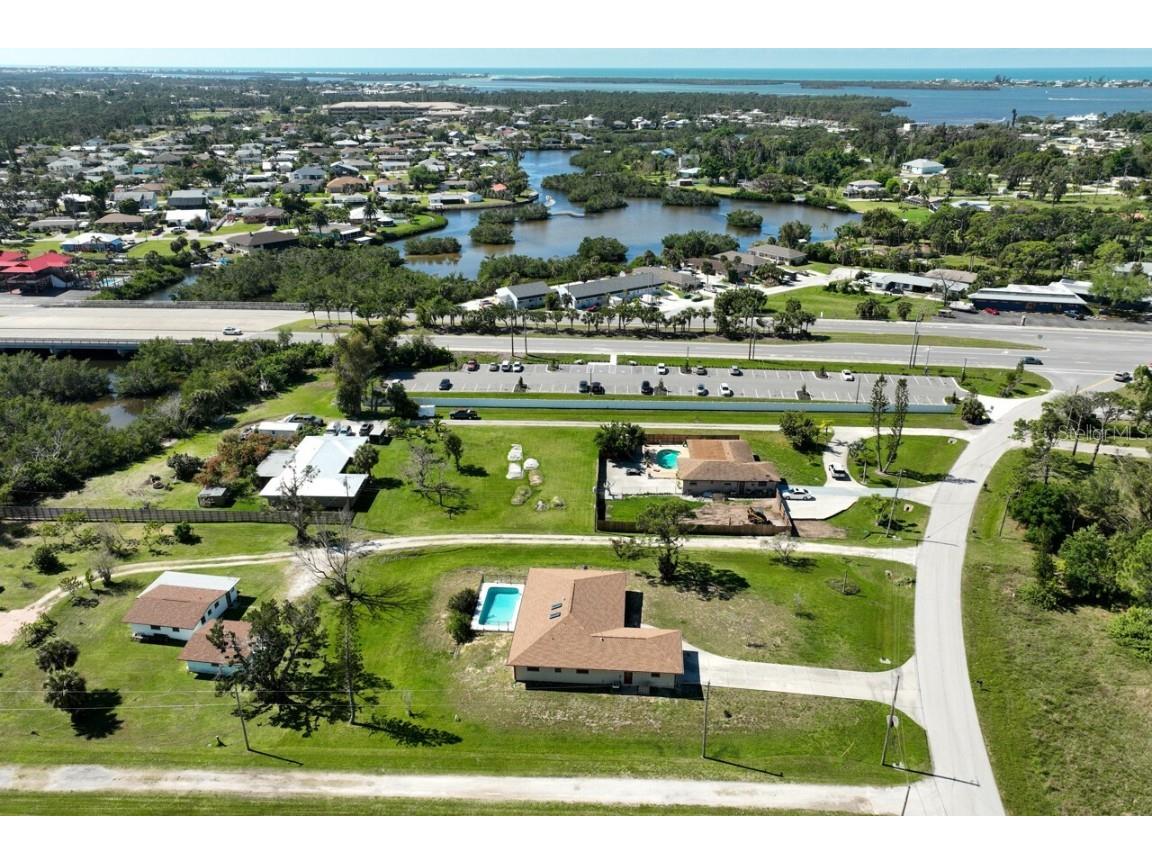 1375 Manor Road Englewood FL 34223 D6135768 image1