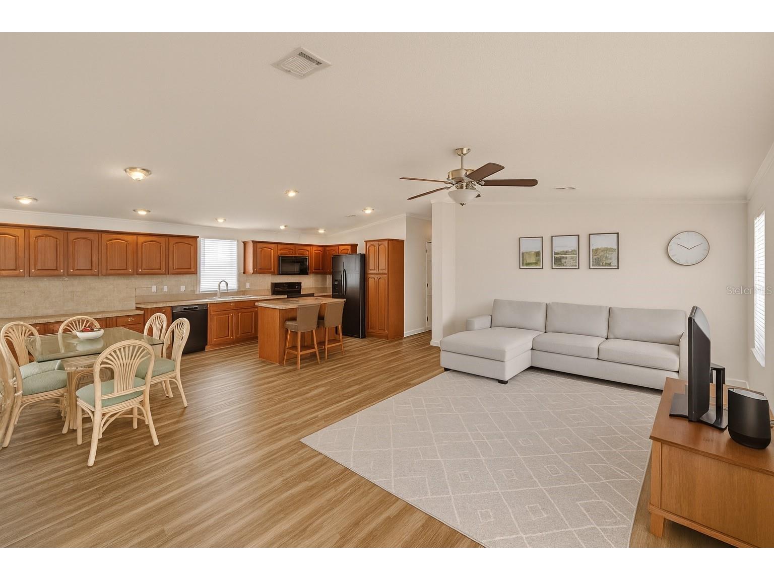 1375 Pasadena Avenue S #217 South Pasadena FL 33707 TB8452723 image6